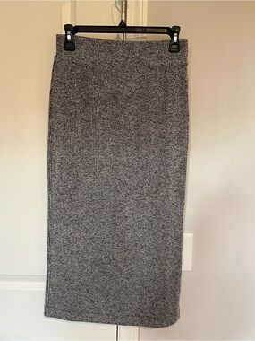 Lou & Grey Ribbed Pencil Midi Skirt - Heather Grey